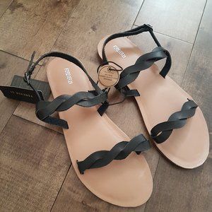 Forever 21 Black Scandals - Size 8.5